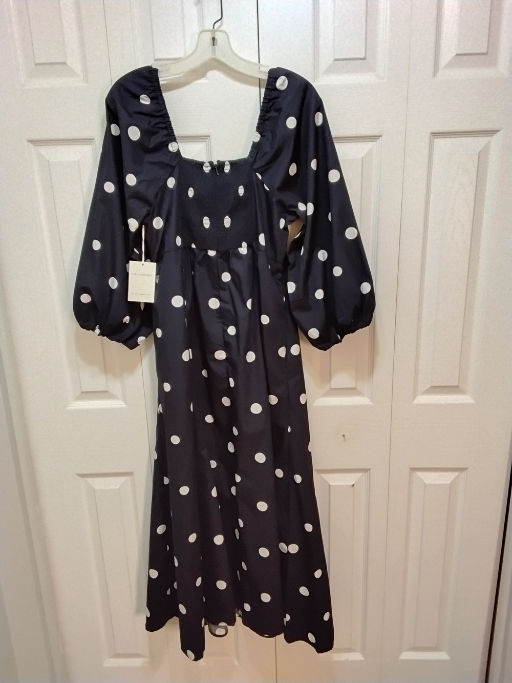 Polka Dot Puff-Sleeve Midi Dress - Navy & White - Picture 8 of 8